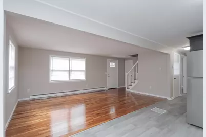83 Newhall St, Springfield, MA 01109 - Photo 4
