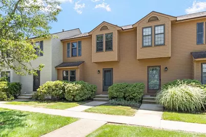 292 Apache Way #292, Tewksbury, MA 01876 - Photo 2