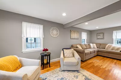 33 Jordan St, Beverly, MA 01915 - Photo 6