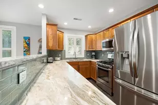 65 E Main St, Gloucester, MA 01930 - Photo 6
