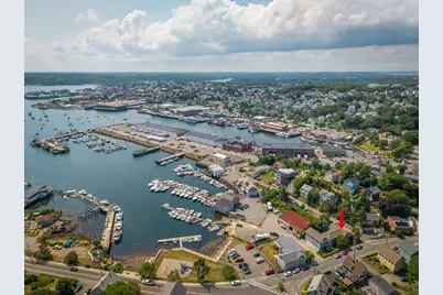 65 E Main St #3, Gloucester, MA 01930 - Photo 1