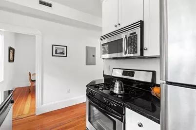46 Elmwood St #2, Somerville, MA 02144 - Photo 12