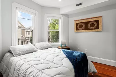 46 Elmwood St #2, Somerville, MA 02144 - Photo 14
