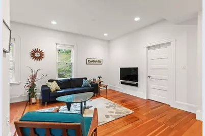46 Elmwood St #2, Somerville, MA 02144 - Photo 4