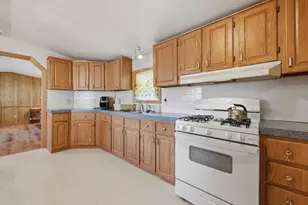 83 Clark Rd, Shirley, MA 01464 - Photo 14
