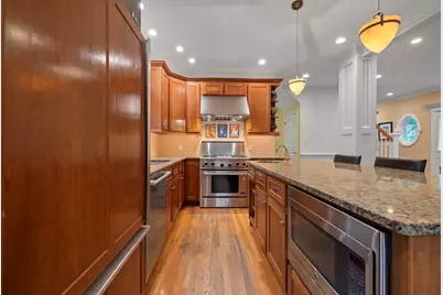 241 Ridge St, Winchester, MA 01890 - Photo 10