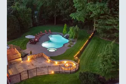 241 Ridge St, Winchester, MA 01890 - Photo 34