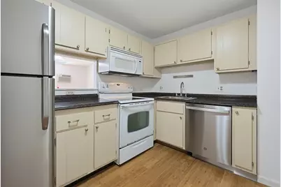 65 Milliken Ave #3, Franklin, MA 02038 - Photo 4