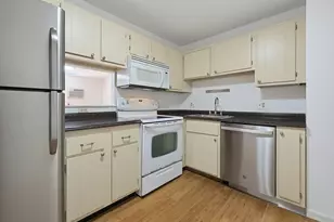 65 Milliken Ave, Franklin, MA 02038 - Photo 4
