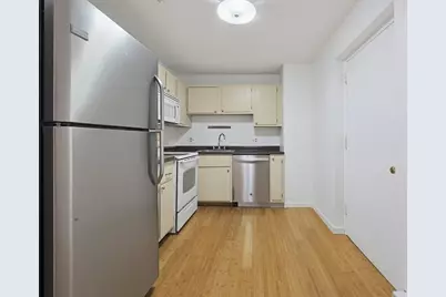65 Milliken Ave #3, Franklin, MA 02038 - Photo 6