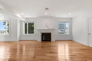 17 Vinton St, Boston, MA 02127 - Photo 4