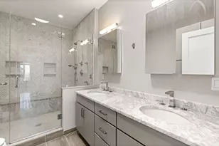 17 Vinton St, Boston, MA 02127 - Photo 12