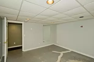 52 Harkness Ave, East Longmeadow, MA 01028 - Photo 16