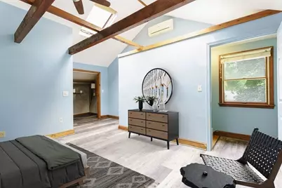 1083 Edgell Rd, Framingham, MA 01701 - Photo 10