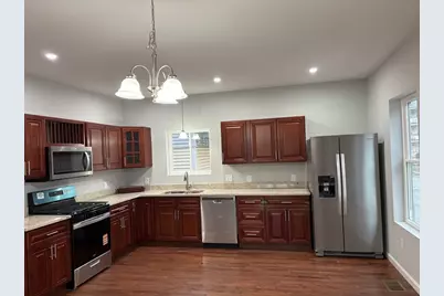 184 Avenue C #01, Woonsocket, RI 02895 - Photo 2