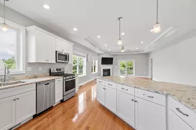 17 Country Club Circle #17, Methuen, MA 01844 - Photo 8