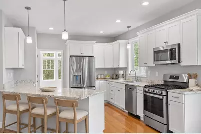 17 Country Club Circle #17, Methuen, MA 01844 - Photo 6