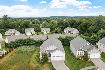 17 Country Club Circle #17, Methuen, MA 01844 - Photo 2