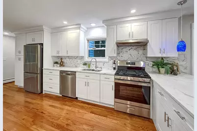 190 W Plain St, Wayland, MA 01778 - Photo 4