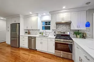 190 W Plain St, Wayland, MA 01778 - Photo 4