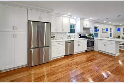 190 W Plain St, Wayland, MA 01778 - Photo 2