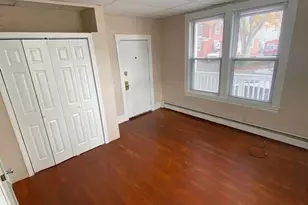 15 Astor St, Lynn, MA 01905 - Photo 2