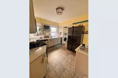 3 Fayette St #2, Cambridge, MA 02139 - Photo 2