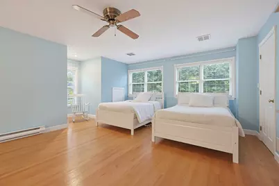 25 Erin Way, Holliston, MA 01746 - Photo 34