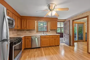 7 Meadowbrook Rd, Chelmsford, MA 01863 - Photo 16