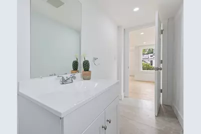358 W Main St, Avon, MA 02322 - Photo 12