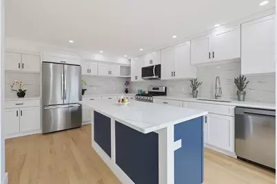 358 W Main St, Avon, MA 02322 - Photo 8