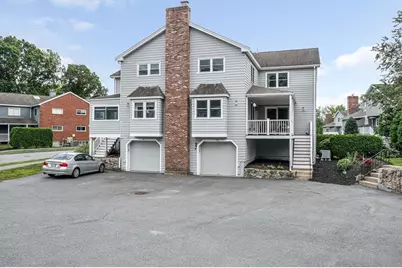 7 Carnation Cir #D, Reading, MA 01867 - Photo 2