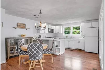 7 Carnation Cir #D, Reading, MA 01867 - Photo 6