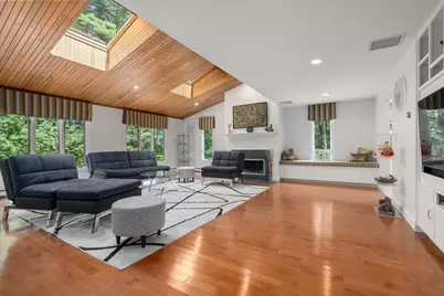 47 Dedham St, Sharon, MA 02067 - Photo 8