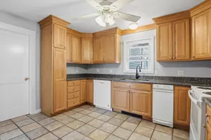 923 W Boylston St, Worcester, MA 01606 - Photo 24