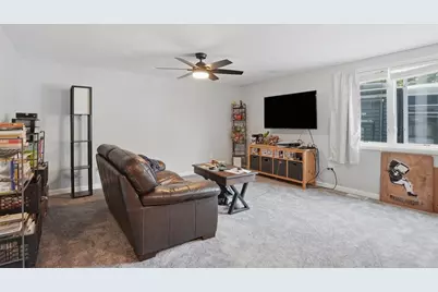 923 West Boylston Street, Worcester, MA 01606 - Photo 14