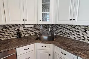 94 Baldwin St, West Springfield, MA 01089 - Photo 4