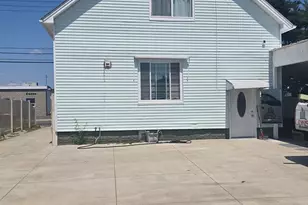 94 Baldwin St, West Springfield, MA 01089 - Photo 34