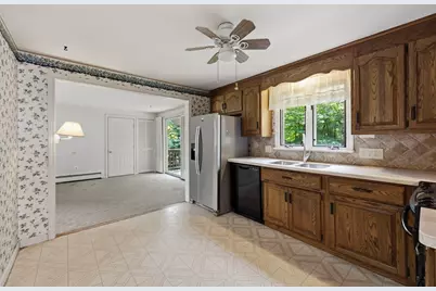 907 Main St, Wilbraham, MA 01095 - Photo 8