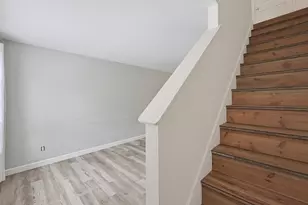 13 Dexter St, North Attleboro, MA 02760 - Photo 18