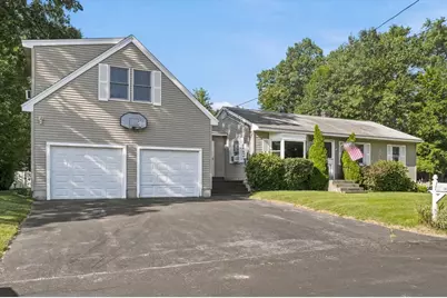 16 Edgelawn Ave, Chelmsford, MA 01863 - Photo 2