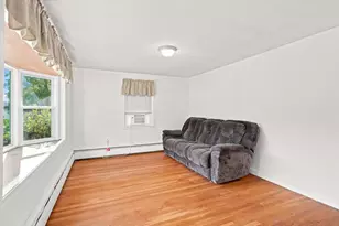 16 Edgelawn Ave, Chelmsford, MA 01863 - Photo 6