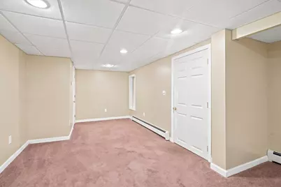 16 Edgelawn Ave, Chelmsford, MA 01863 - Photo 22