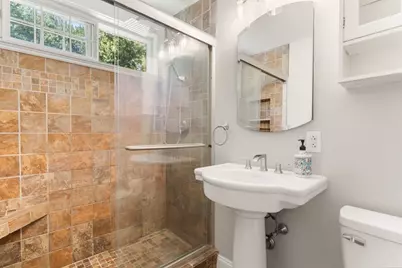 40 Washington St, Abington, MA 02351 - Photo 10