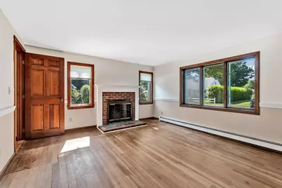 18 Clearview Avenue, Falmouth, MA 02540 - Photo 10