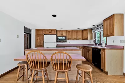 18 Clearview Avenue, Falmouth, MA 02540 - Photo 6
