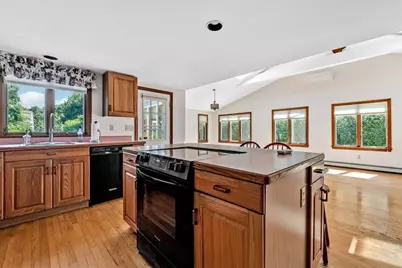 18 Clearview Avenue, Falmouth, MA 02540 - Photo 8