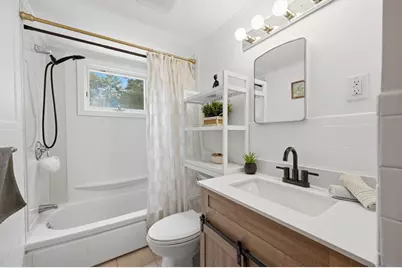 21 Pembroke St, Kingston, MA 02364 - Photo 22
