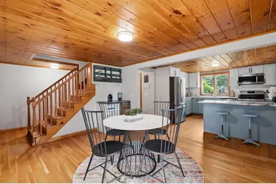 21 Pembroke St, Kingston, MA 02364 - Photo 16