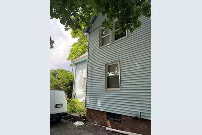 15 Washington St, Stoneham, MA 02180 - Photo 2